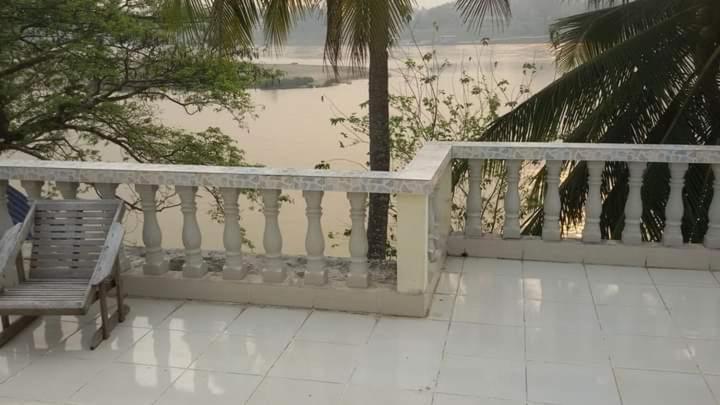 Kaupjai Guesthouse Ban Houayxay Bagian luar foto