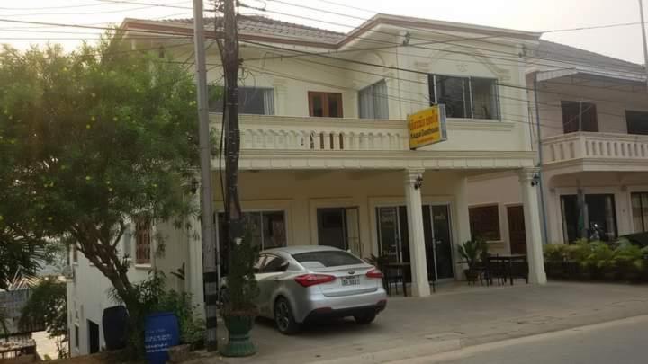 Kaupjai Guesthouse Ban Houayxay Bagian luar foto